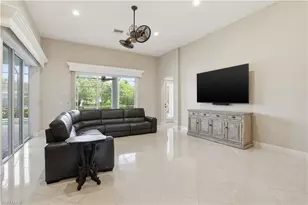 462 Terra Vista Ct, Naples, FL 34119 - Photo 8