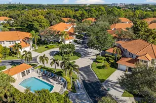 1090 Egrets Walk Cir, Naples, FL 34108 - Photo 14