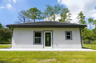 3068 2nd St NW, Naples, FL 34120 - Photo 30