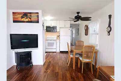 113 Enchanting Blvd #E-113, Naples, FL 34112 - Photo 4