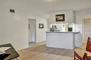 114 Cypress Way E, Naples, FL 34110 - Photo 10