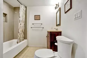 114 Cypress Way E, Naples, FL 34110 - Photo 14