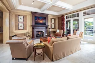 1979 4th St S, Naples, FL 34102 - Photo 4