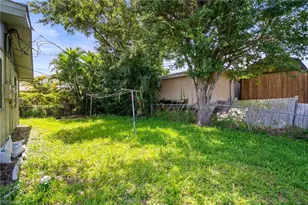 3215 Jeffcott St, Fort Myers, FL 33916 - Photo 32