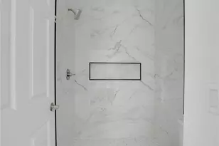 8983 Mustang Island Cir, Naples, FL 34113 - Photo 36