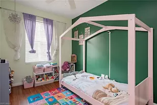 5697 Cove Cir, Naples, FL 34119 - Photo 10