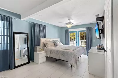 460 9th St SW, Naples, FL 34117 - Photo 14
