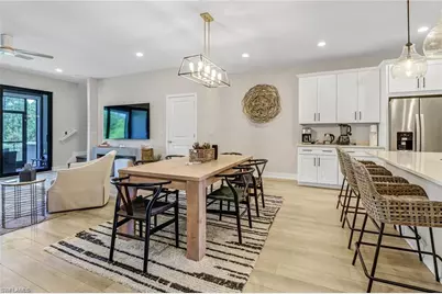 13082 Pembroke Dr, Naples, FL 34105 - Photo 8