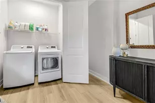 13082 Pembroke Dr, Naples, FL 34105 - Photo 20