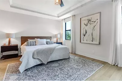 13082 Pembroke Dr, Naples, FL 34105 - Photo 14