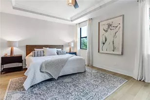 13082 Pembroke Dr, Naples, FL 34105 - Photo 14