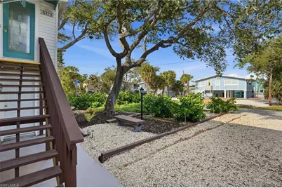 5474 Oak Ridge Ave, Fort Myers Beach, FL 33931 - Photo 18