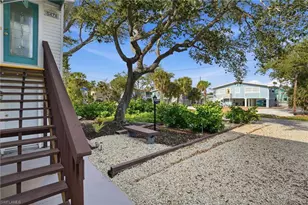 5474 Oak Ridge Ave, Fort Myers Beach, FL 33931 - Photo 18