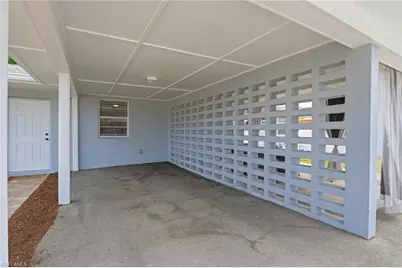 4518 W Alhambra Cir, Naples, FL 34103 - Photo 2