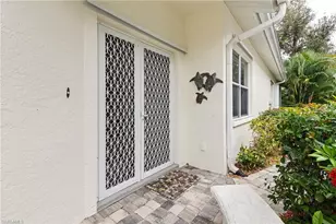 455 Crossfield Cir, Naples, FL 34104 - Photo 2