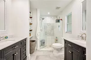 200 Burning Tree Dr, Naples, FL 34105 - Photo 20