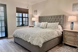 9092 Chula Vista St, Naples, FL 34113 - Photo 8