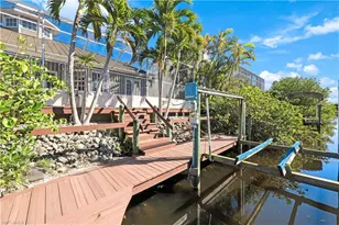 27160 Flamingo Dr, Bonita Springs, FL 34135 - Photo 38