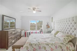 673 Hadley St E, Naples, FL 34104 - Photo 16