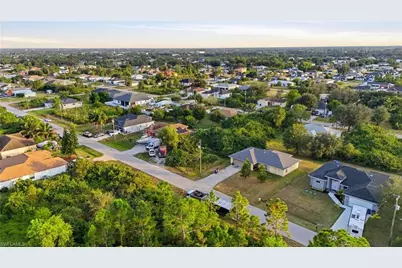 3729 15th St W, Lehigh Acres, FL 33971 - Photo 4