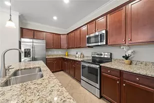 9409 Glenforest Dr, Naples, FL 34120 - Photo 8