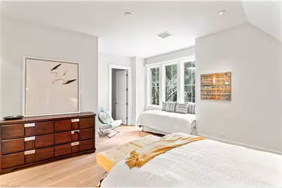 12 6th St S, Naples, FL 34102 - Photo 16