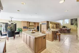 15620 Kinross Cir, Fort Myers, FL 33912 - Photo 14