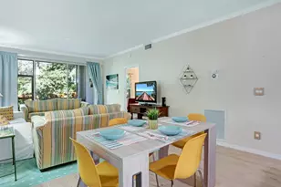 7095 Barrington Cir, Naples, FL 34108 - Photo 12