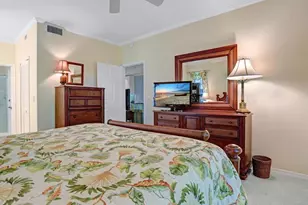 7095 Barrington Cir, Naples, FL 34108 - Photo 20