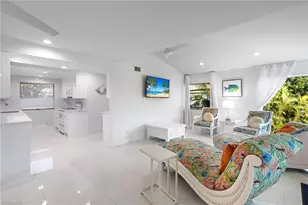 821 Palm St, Marco Island, FL 34145 - Photo 4