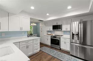 212 Potomac Pl, Naples, FL 34112 - Photo 10