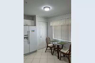 448 Gabriel Cir #3310 Gabriel Cir, Naples, FL 34104 - Photo 6