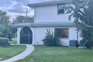 27670 Hacienda E Blvd, Bonita Springs, FL 34135 - Photo 2