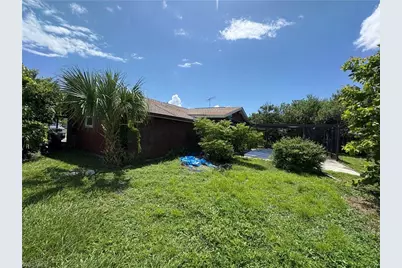 5730 Talbrook Rd, North Port, FL 34287 - Photo 6