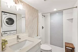 260 Southbay Dr, Naples, FL 34108 - Photo 6