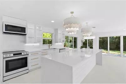 17 Knights Bridge Rd, Naples, FL 34112 - Photo 16