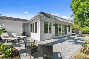 17 Knights Bridge Rd, Naples, FL 34112 - Photo 1