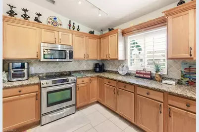 8401 Southbridge Dr #2, Estero, FL 33967 - Photo 16