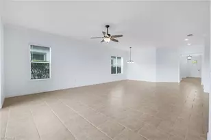 3529 Pilot Cir, Naples, FL 34120 - Photo 10