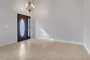 15028 Savannah Dr, Naples, FL 34119 - Photo 4