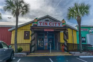 1360 5th Ave N, Naples, FL 34102 - Photo 44