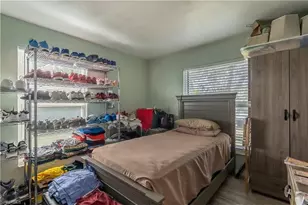 1360 5th Ave N, Naples, FL 34102 - Photo 12