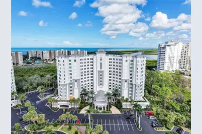 325 Dunes Blvd #403, Naples, FL 34110 - Photo 2