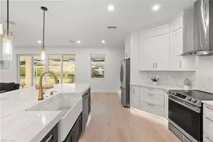 1794 Holiday Ln, Naples, FL 34104 - Photo 6