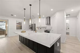 1794 Holiday Ln, Naples, FL 34104 - Photo 8