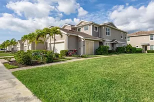 4687 Arboretum Cir, Naples, FL 34112 - Photo 4