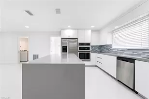 13880 Lazy Ln, Fort Myers, FL 33905 - Photo 4