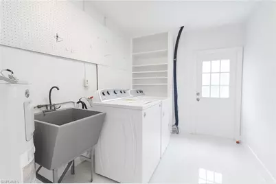 13880 Lazy Ln, Fort Myers, FL 33905 - Photo 8