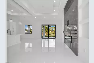 2514 36th St SW, Lehigh Acres, FL 33976 - Photo 12