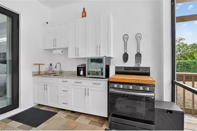 2642 10th Ave NE, Naples, FL 34120 - Photo 32